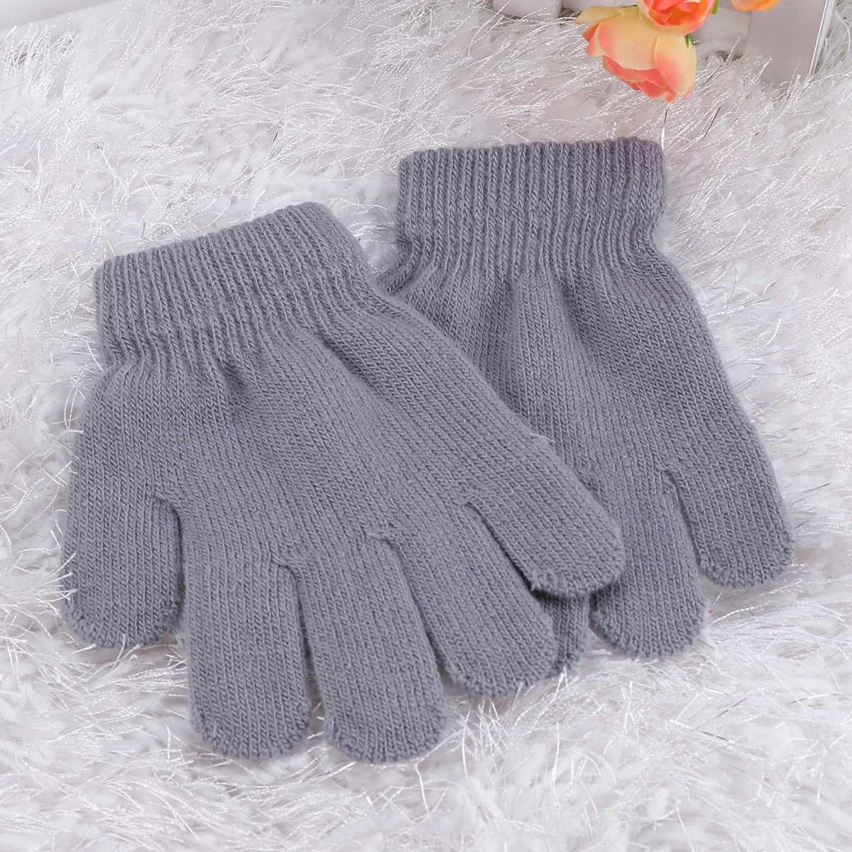 

Warm Winter Gloves 4-12 Years Old Gray Stretchy Knitted Full Finger Handmade Washable Lightweight Rain Jacket Boots