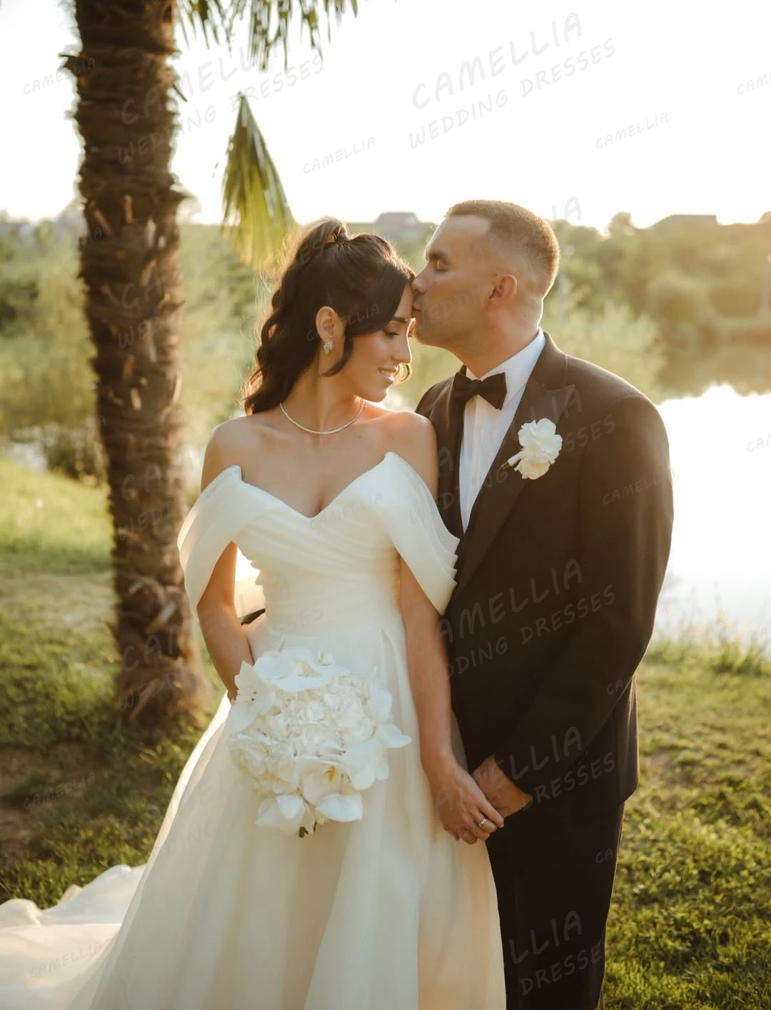 Simple Off Shoulder Wedding Dresses A Line Women Sexy Side Split Ruffles Sleeveless Bridal Gowns Vestidos De Novia Customized