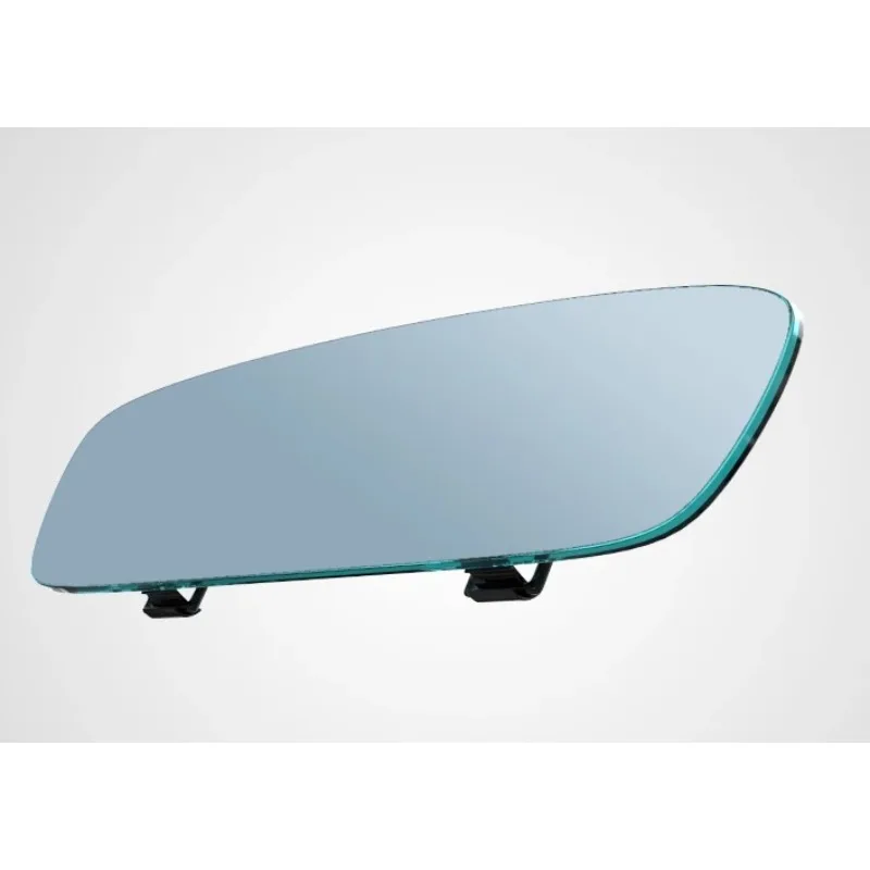 

Large field of view rearview mirror in the car