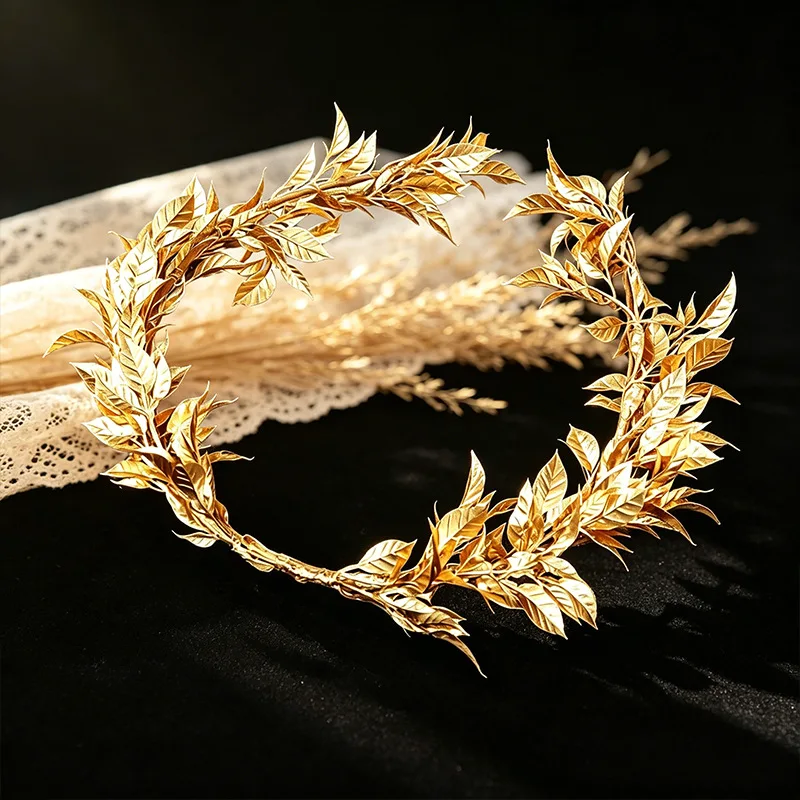 Gold Metal Leaf Hairband Three Dimensional Golden Leaf Headband for Bride Wedding Outdoor Photo Shoot Atmosphere view 2