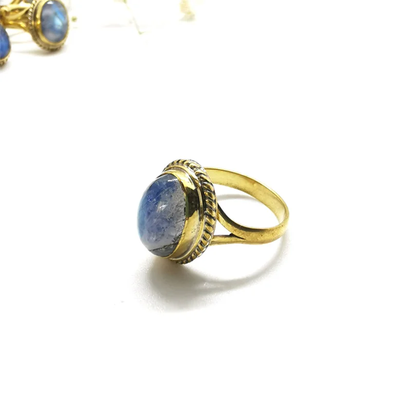 Natural Stone Rings Brass Inlaid Moonstone Lovely Vintage Rings for Lady From Nepal R210