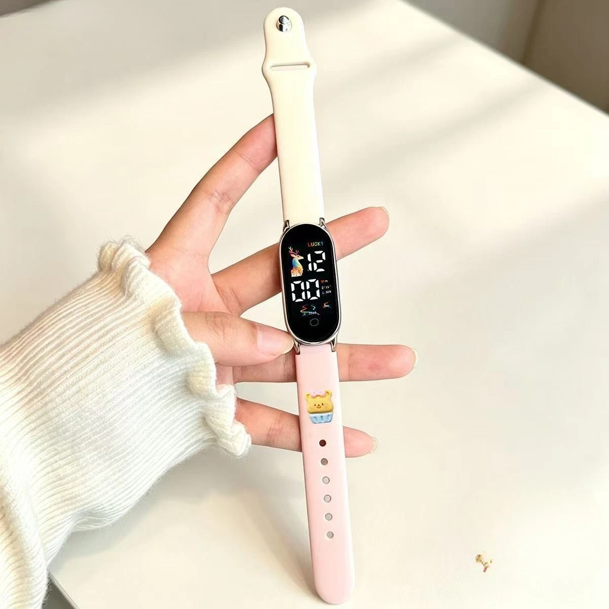 New fashionable and minimalist sports wristband for men and women, LED touch children's electronic watch