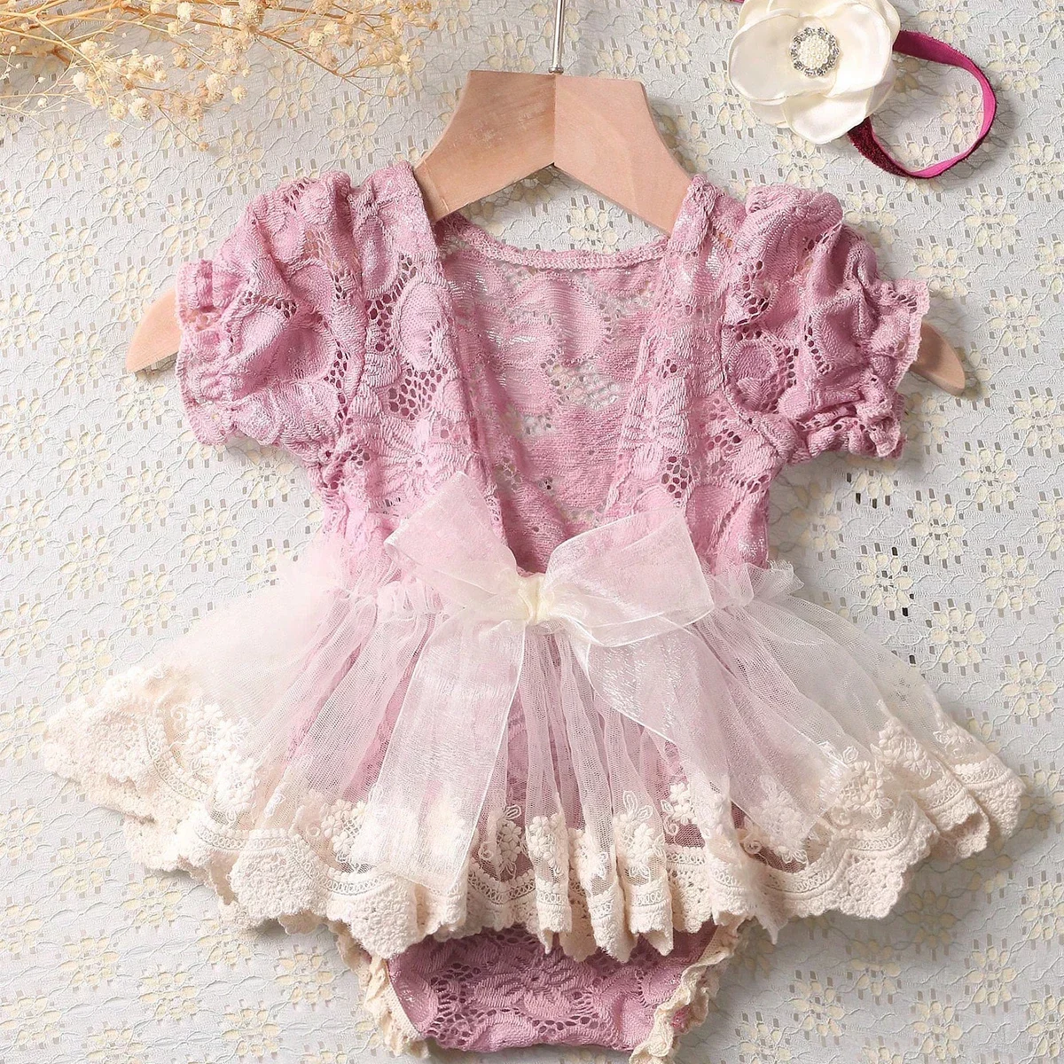 Infant Photography Newborn Photography Props 2 Pieces Set Dusty Pink Newborn Girl Photo Shooting Outfits Cute Baby Lace Romper