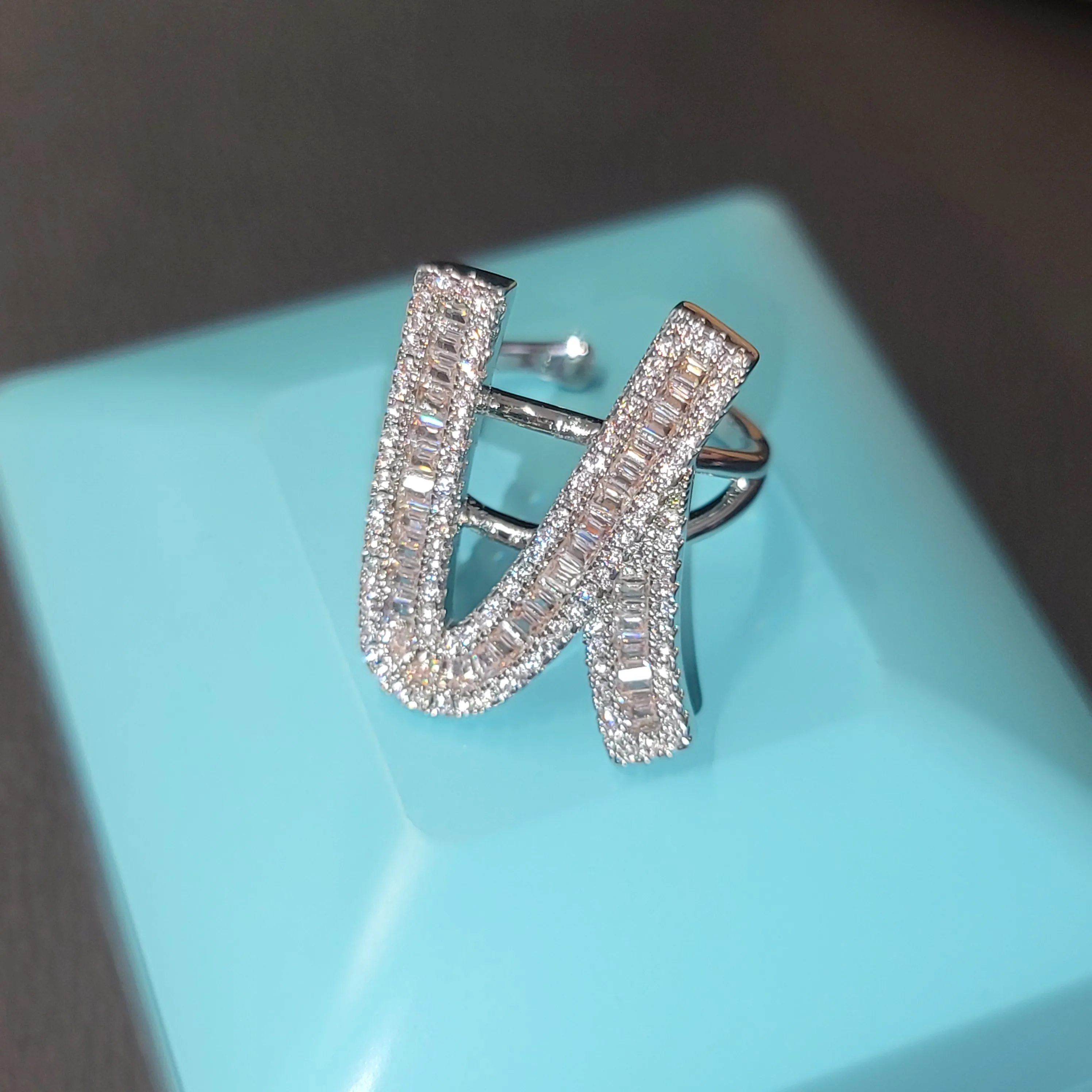 مخصص قابل للتعديل حجم الحروف والأرقام حلقة Presonalized الجليدية الرغيف الفرنسي الأولي خواتم مجوهرات هدايا للنساء الرجال عيد الميلاد