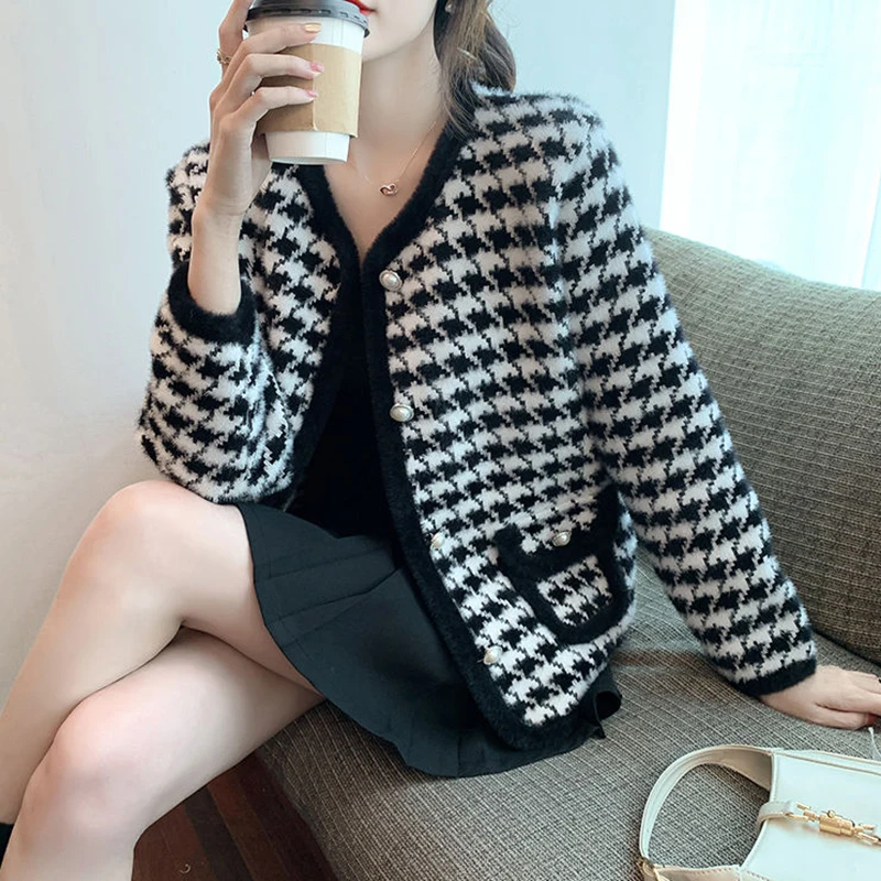 2023 Autumn Winter O-neck Houndstooth Print Women Clothing Elegant Loose Long Sleeve Mink Fleece Coats New Korean Streetwear Top