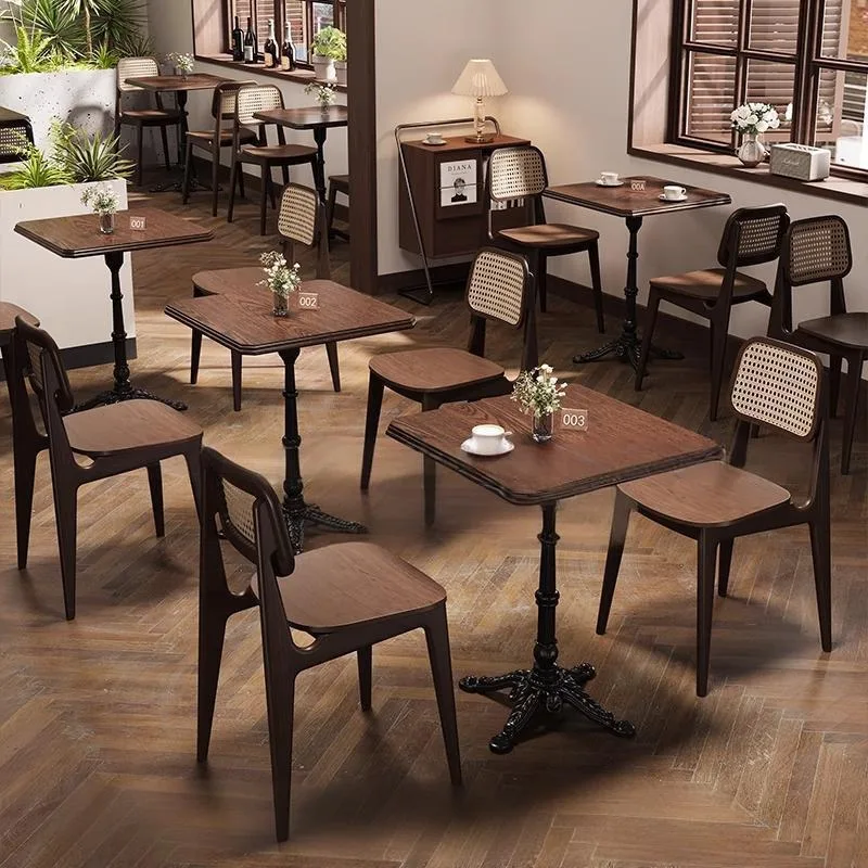 Export American Retro Cafe Tables and Chairs Milk Tea Shop Solid Wood Square Tables Western Restaurant Dining Coffee Shop Tables