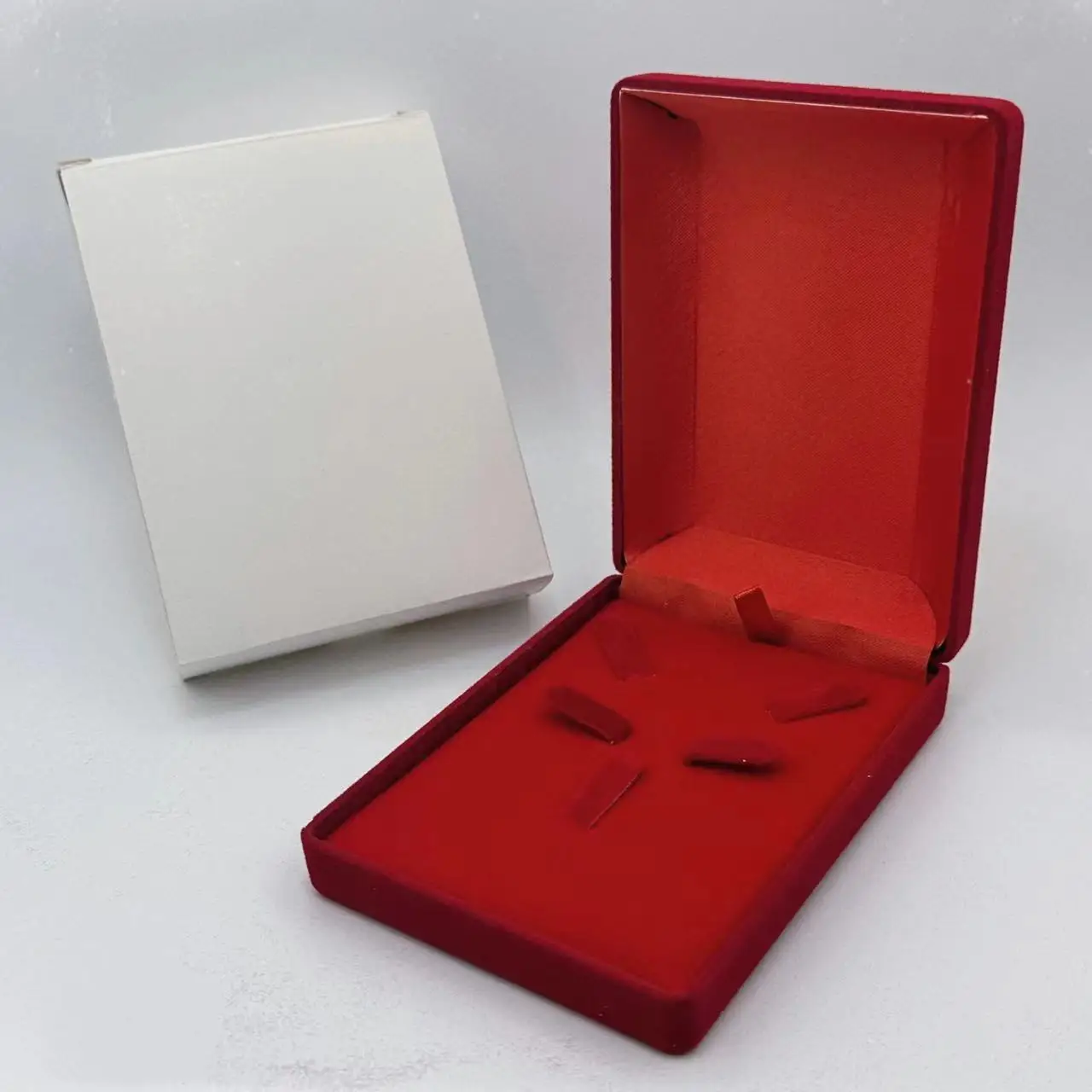 

Бархатный комплект ювелирных изделий, подарочная коробка, ожерелье, кольцо, серьги, браслет, держатель для дисплея, чехол для упаковки ювелирных изделий на свадьбу, День святого Валентина