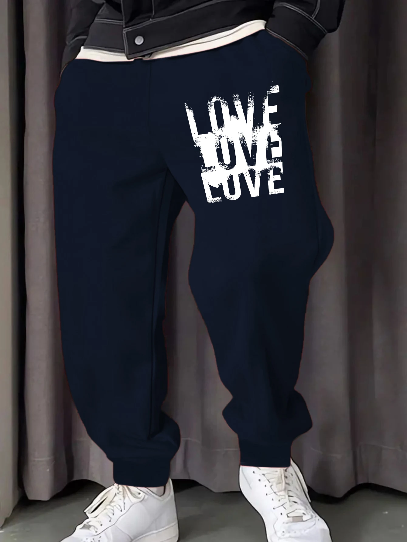 Pantaloni sportivi da uomo con stampa di lettere d'amore creative Pantaloni sportivi da jogging in pile Pantaloni autunnali alla moda Pantaloni lunghi con tasca con coulisse