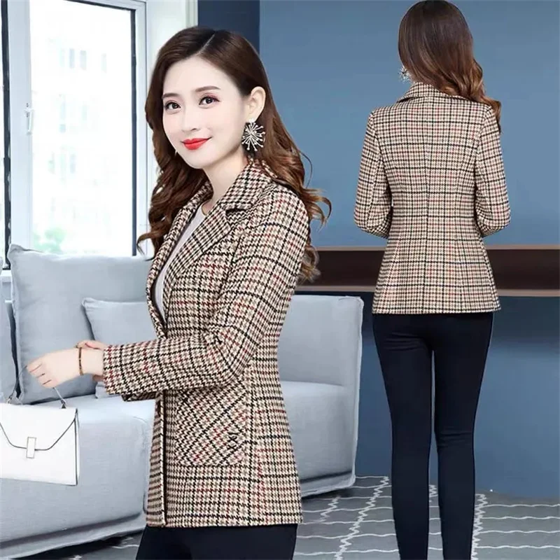 Fashion Blazer Plaid Suit Jacket Mother's Jacket Women's Short Slim Fit 2022 Spring And Autumn New Korean Blouser Cardigan Top