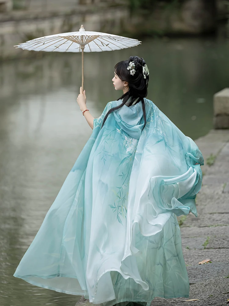 2026 new Song Dynasty Hanfu Women's Chinese Style Cross Collar Green Robe Skirt Super Immortal And Elegant Daily Ancient Costume view 3