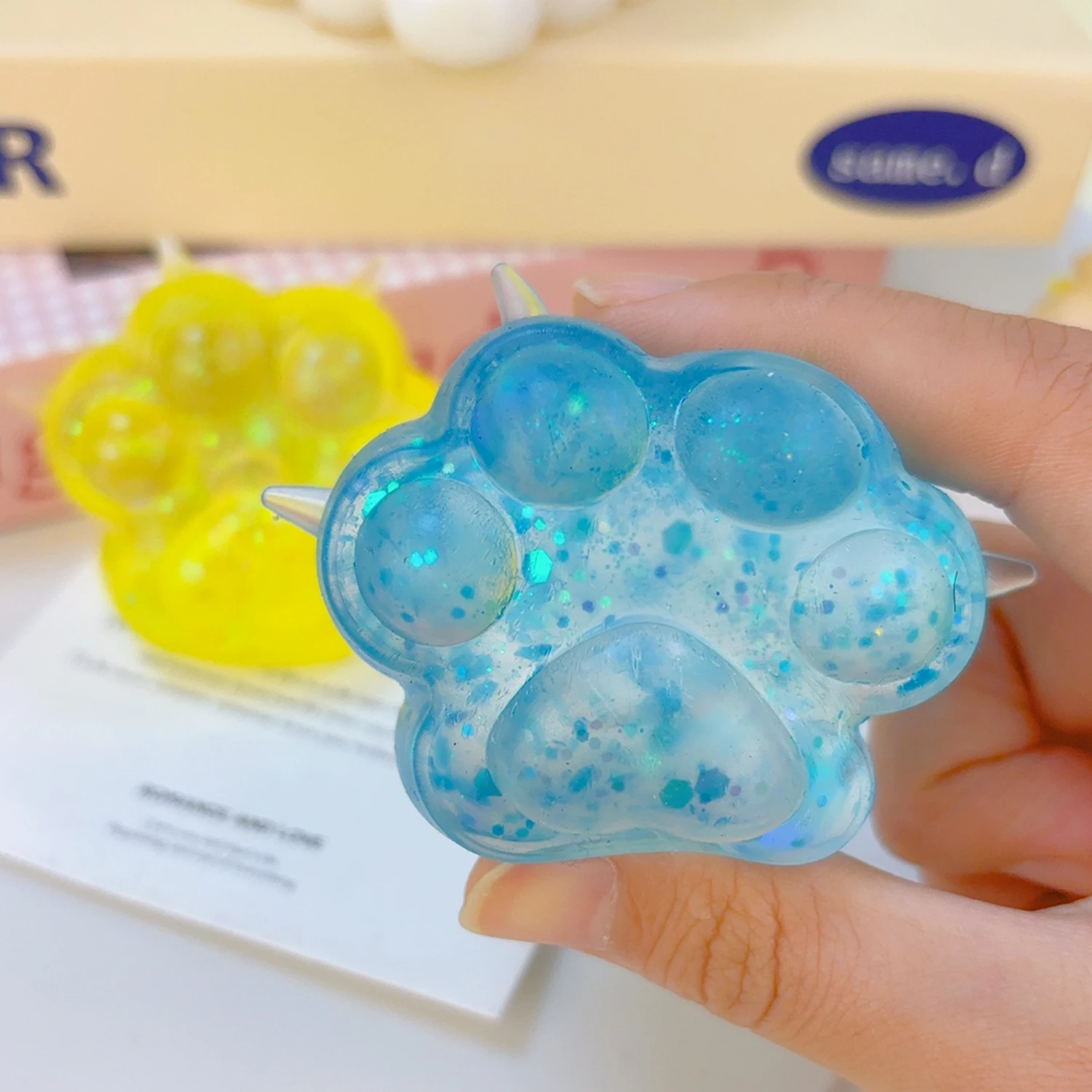 Children's Anti-pressure Soft TPR Slow Rebound Sequin Maltose Pinch Toy Decompression Elastic Extrusion Color Cat Claw Toy Pinch