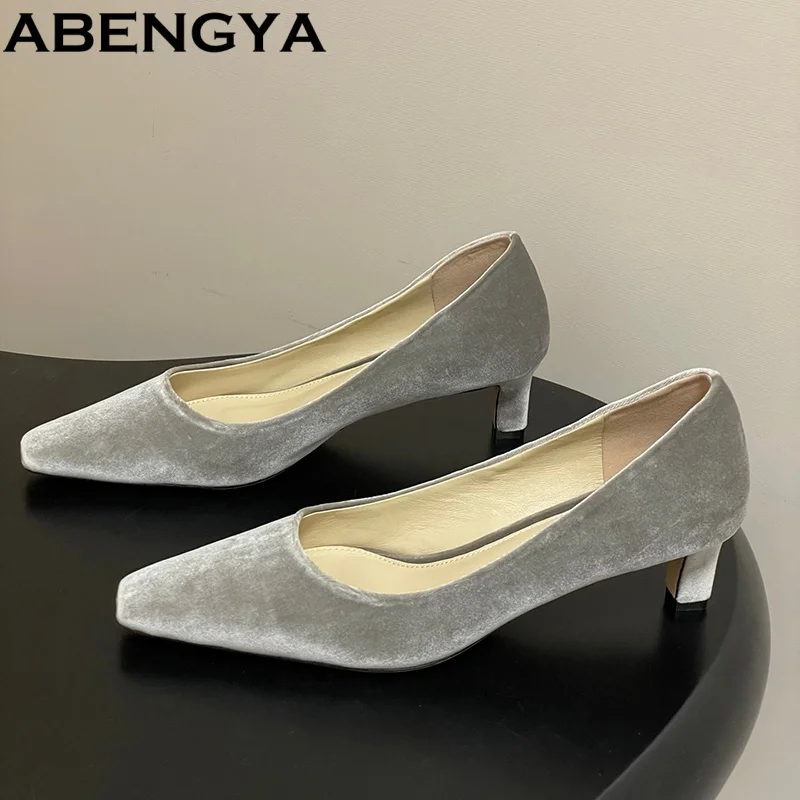 

New Real Leather Mid Heels Gladiator Shoes For Women Loafers Point Toe Mules Comfort Modern Pumps Woman Marry Jean Shoes Woman