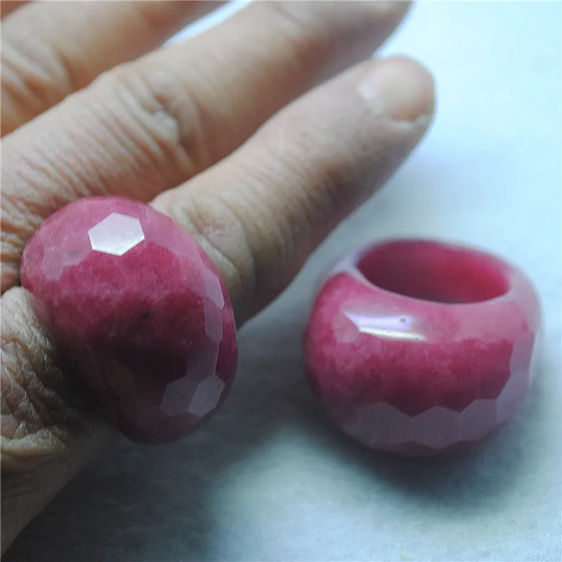 1PC New Women\'s Finger Rings Dark Red Jade Stone Material Hole Diameter 20MM As Your Own Special Jewelry For Party