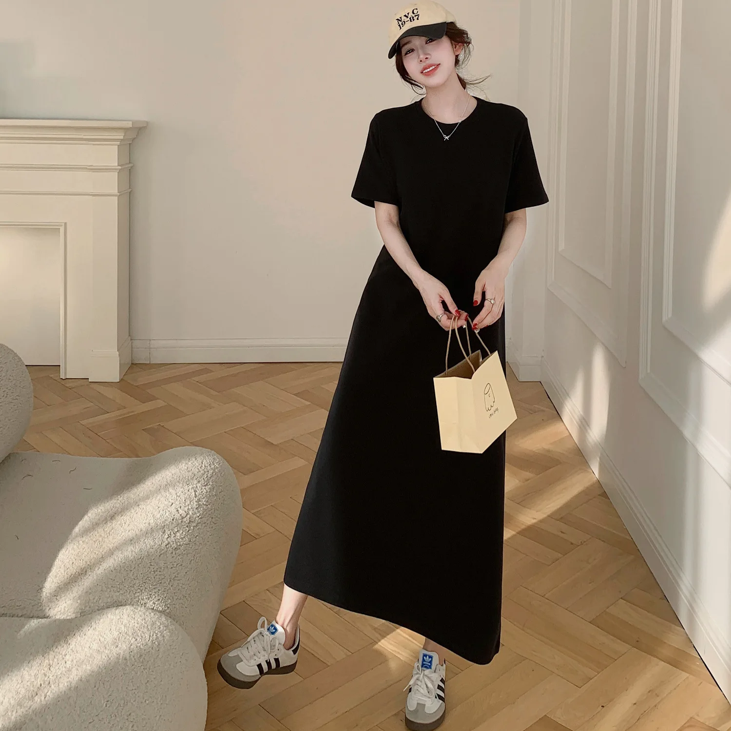 فستان صيفي فضفاض مقاس كبير برقبة دائرية تي شيرت فساتين طويلة رداء Elbise بأكمام قصيرة على الطراز الكوري فستان نسائي أسود سادة