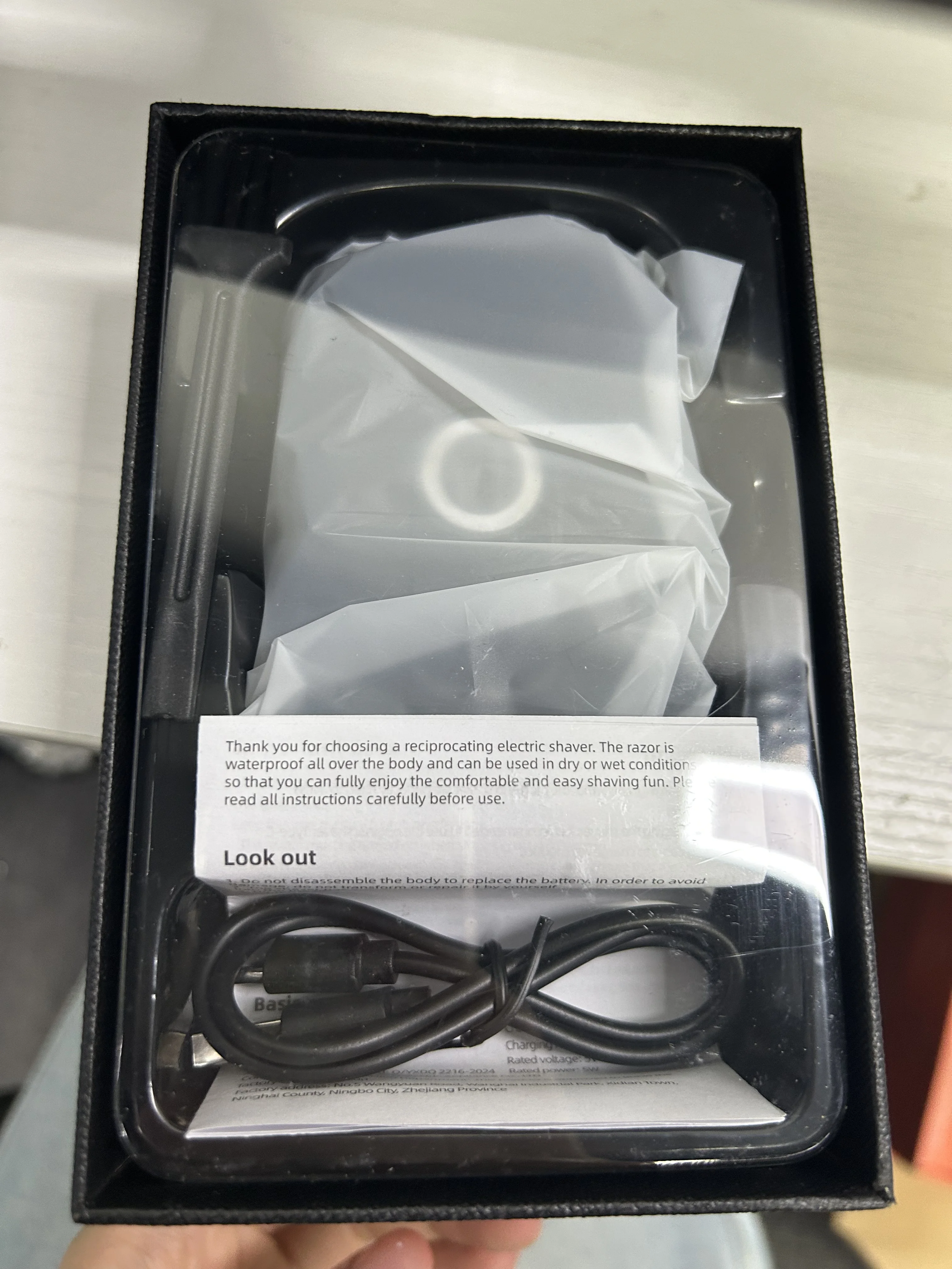 ماكينة حلاقة كهربائية للرجال أداة تهذيب اللحية 8000 دورة في الدقيقة ثلاثية الأبعاد رؤوس شفرة عائمة ماكينة حلاقة كهربائية للرجال ماكينة حلاقة شعر الوجه