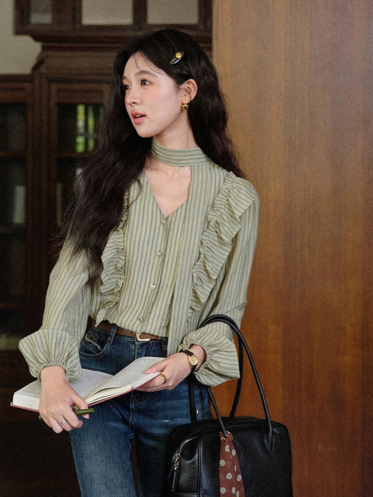 

South Deer een Vine Unique Striped Long Sve irt Women's Loose Design Sense Elegance Top Casual Sle V-ne Breathable