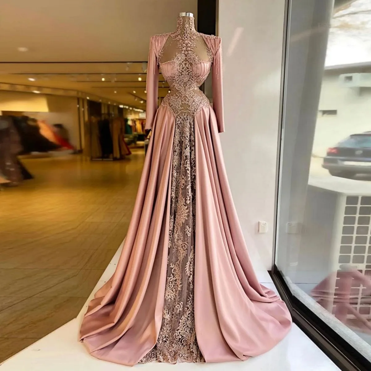 Vestidos de baile com apliques de renda, mangas compridas, até o chão, gola alta plissada, festa formal, noite elegante, vestidos luxuosos de celebridades, 2024