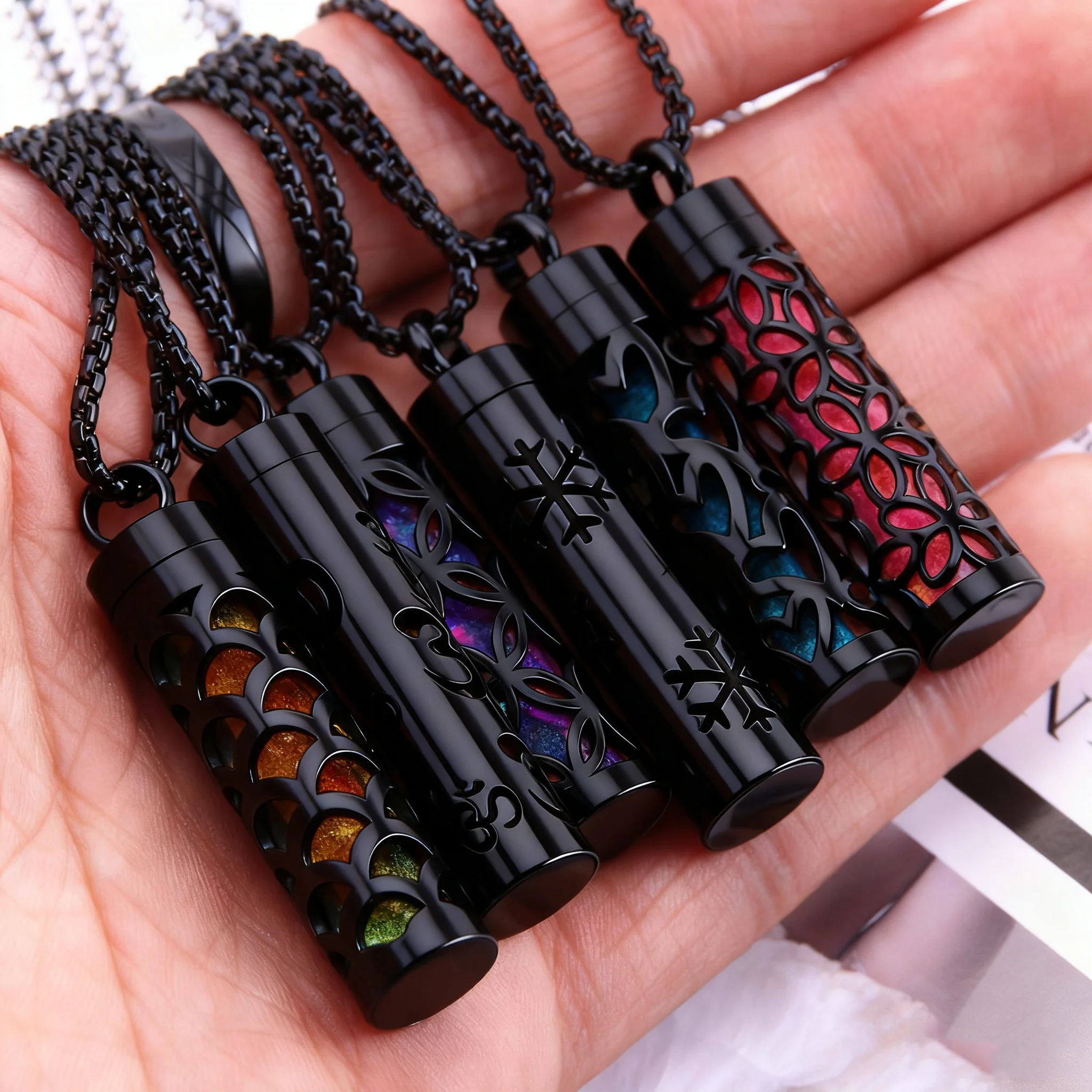 Black Aromatherapy Diffuser Necklace LOVE Pattern Stainless Steel Essential Oil Diffuser Lockets Neutral Pendant Trendy Jewelry