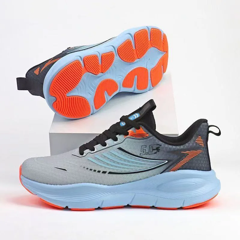 Zapatillas de running de malla transpirable de moda para parejas, hombres y mujeres, deportivas casuales de corte bajo con punta redonda y tacón plano, en stock.