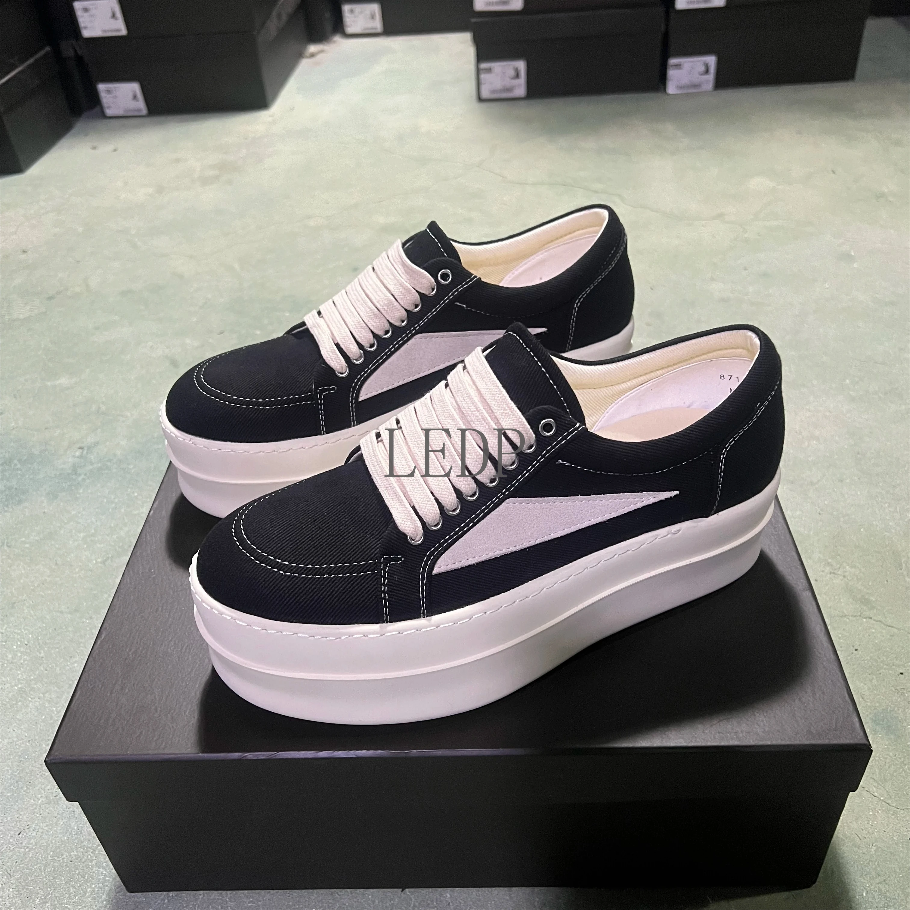 

Брендовые низкие кроссовки, черные парусиновые и белые замшевые кроссовки унисекс на массивной подошве, повседневная модельерская обувь, уличная удобная обувь