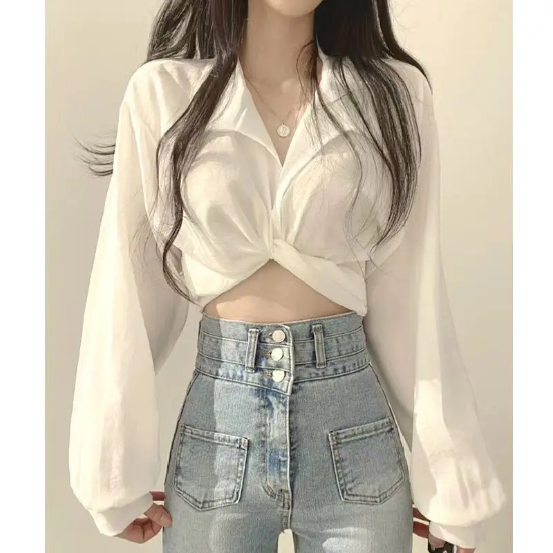 Polo Shirts For Women 2024 New Fashionable V-neck Pleated Gesign Short White Long Sleeved Top Korean Women\'s Clothing