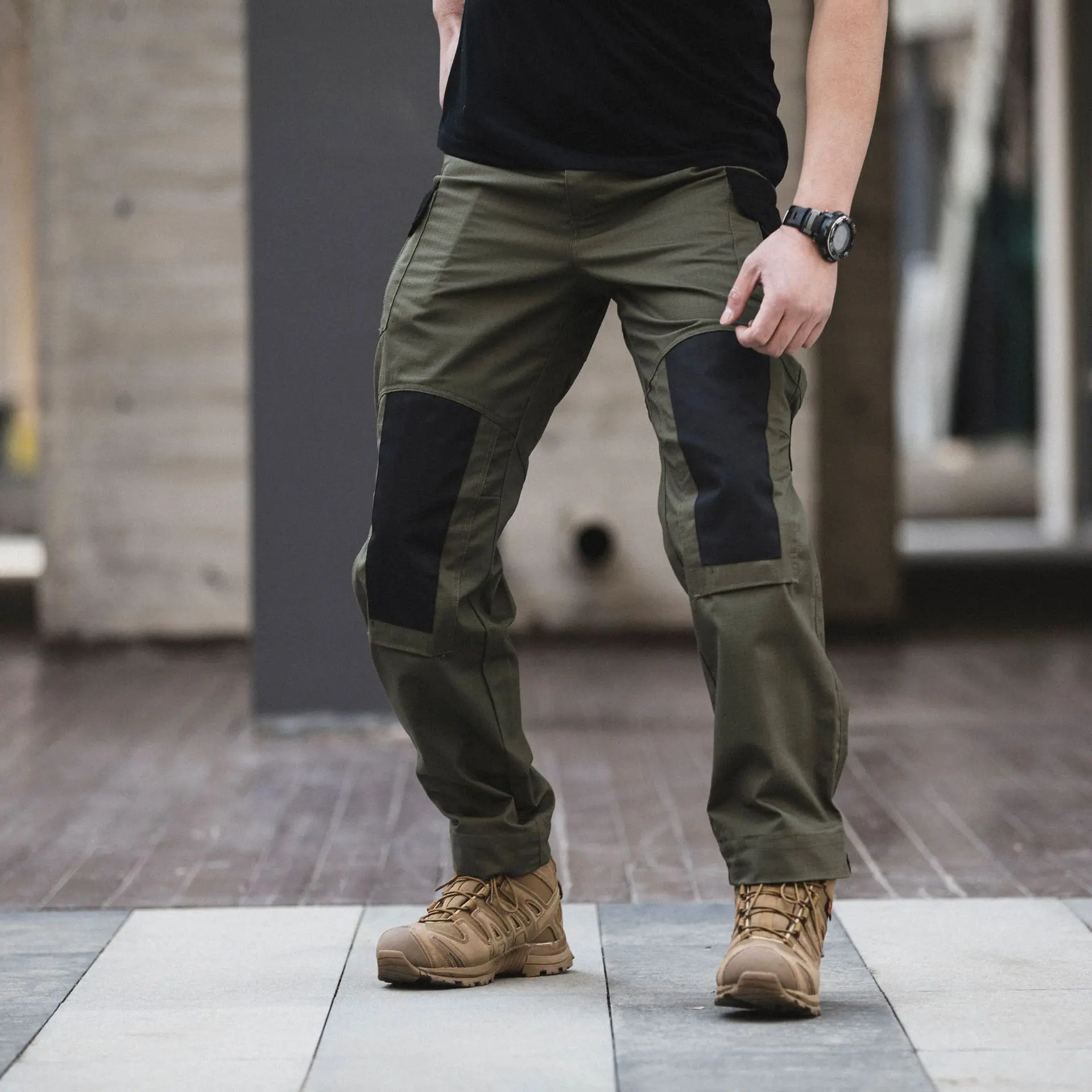 Military Tactical Cargo Pants Men's Outdoor Sports Training Hiking Waterproof Wear-Resistant Trousers Casual Work Clothing