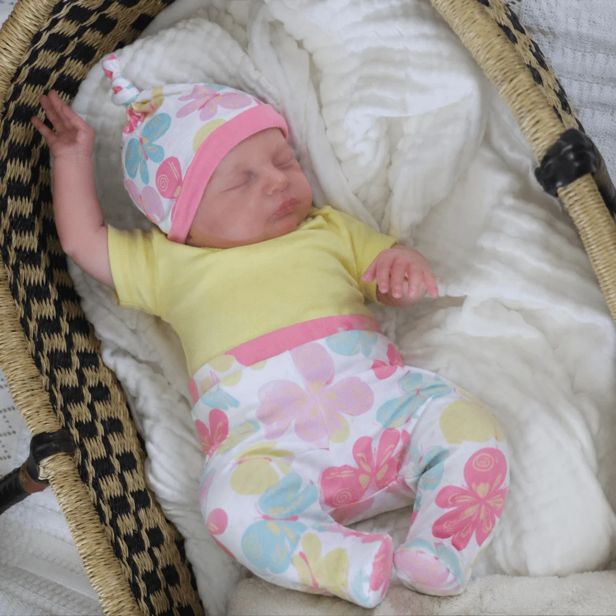BZDOLL 20Inch 50cm Closed Eyes Sleeping Reborn Doll Cloth Body Hand-Painted Hair Real Baby Toy For Daily Play & Hobby Collection