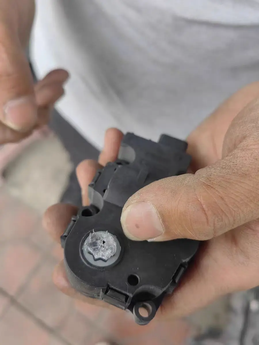 1 STKS 2058306800   Verdamping doos beugel Voor Mercedes Benz W205 W253 C180 E300 GLC260 Heater Air Distributeur Reparatieset