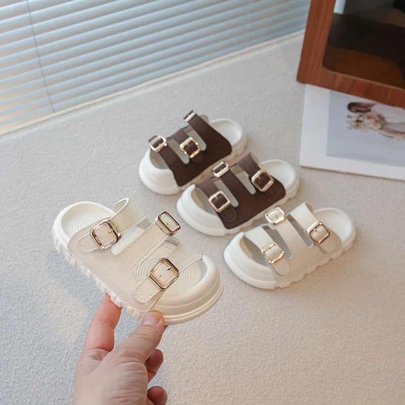 أطفال موضة نصف باوتو النعال 2025 صيف جديد صنادل أطفال بنين بنات ل الصلبة عادية لينة وحيد المضادة للانزلاق صنادل شاطئ