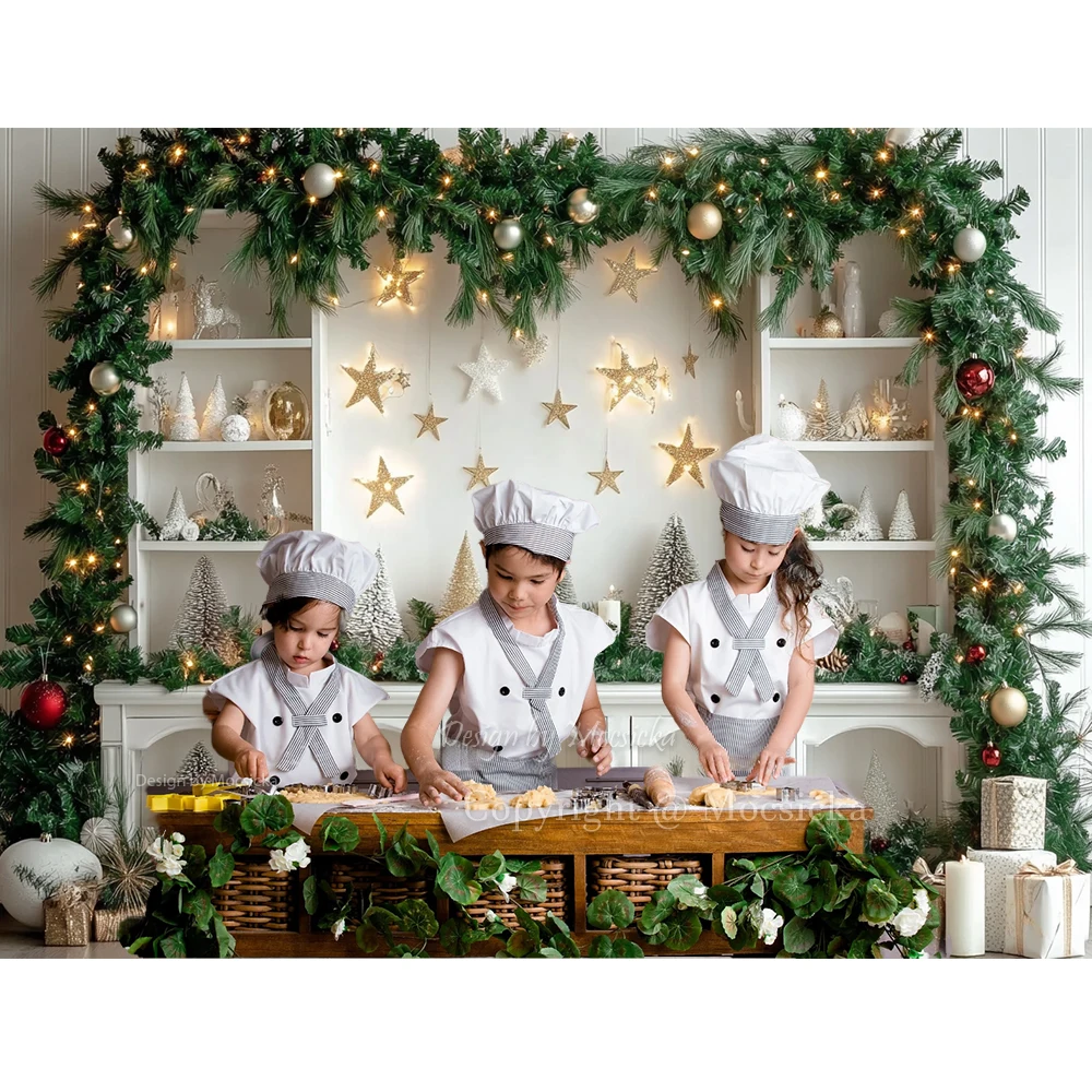 Christmas Cabinet Photography Background Gold Stars Xmas Wreath White Vintage Wall Backdrop New Year Gift for Kids Photobooth