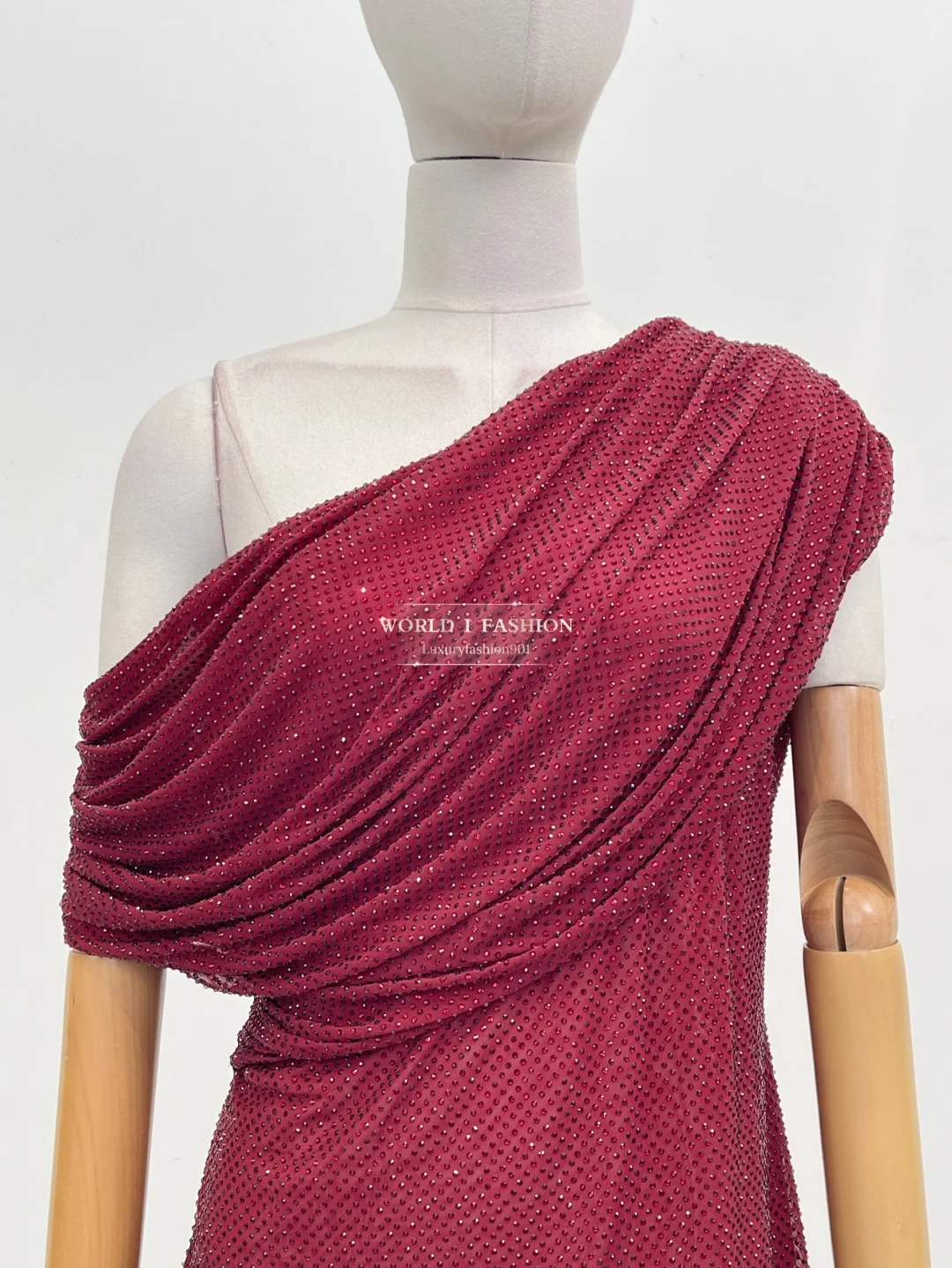 Femmes rouge à manches courtes diamants pressés Blouse hauts 2025 nouveau Design