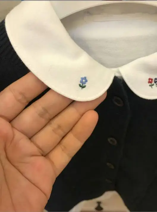 New children\'s three flowers embroidered long-sleeved shirt white cotton top girls classic