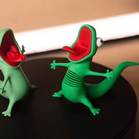 3D Printed Cute Lizard Tom Desktop Pendant Swinging Head Car Mini Decorative Pendant Anime Beaver Cute Lizard Cartoon Decor Gift