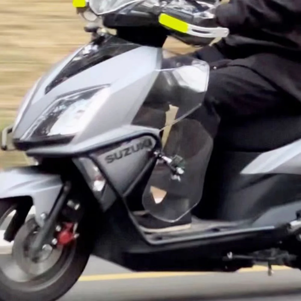 Motorcycle rider leg windshield, knee pad, windshield, Wuji Benda universal leg and knee mudguard accessories, non-destructive