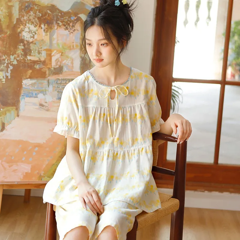 طقم بيجامة نسائي صيفي من القطن برقبة دائرية وأكمام قصيرة مع بنطلون حلو برباط لملابس مريحة