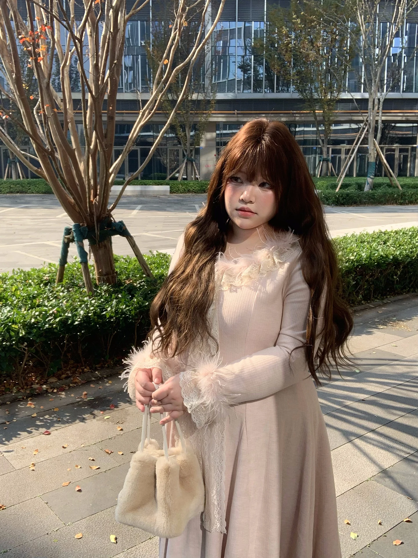 

Ele V-Ne Knitted Dr plus Size Women's Long Skirt with Waist Cinching And Frayed Hemline Suitable for Autumn And Winter