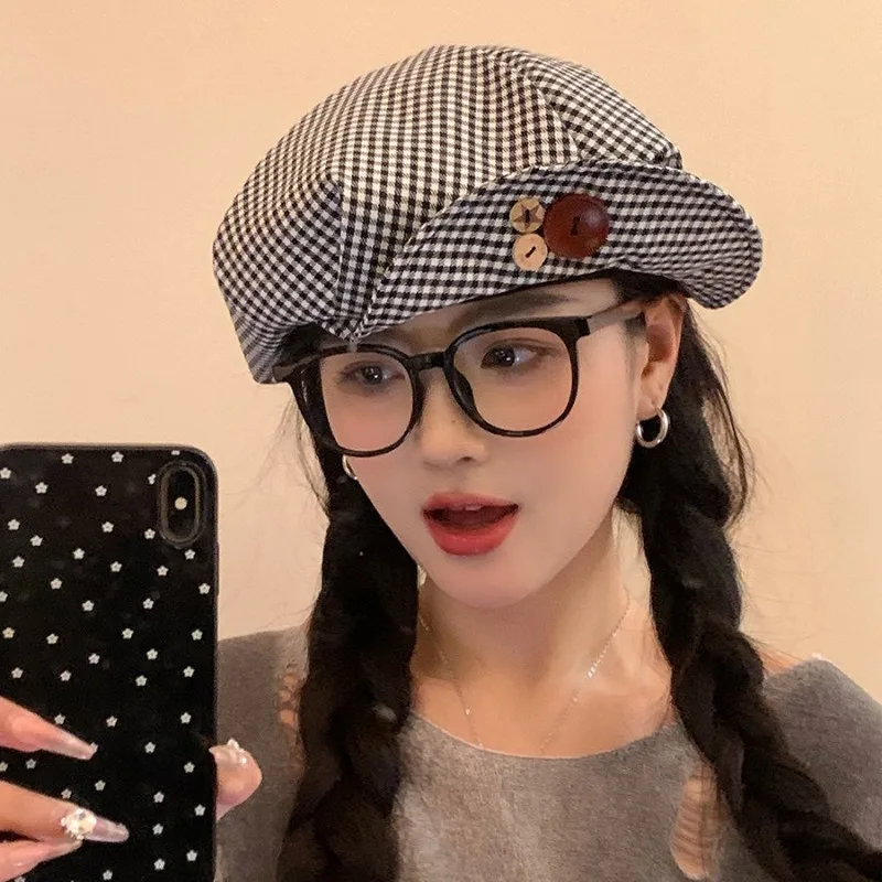 Korean Handmade Button Painter Hats for Women Spring and Summer Retro Black and White Plaid Show Face Small Berets Caps Y2k