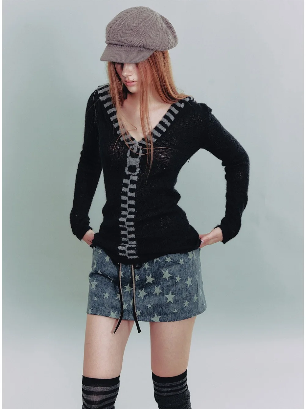 Retro subculture style hooded sweater, jacquard pattern design, Y2K personality spice girl fashion casual Autumn/Winter sweater.