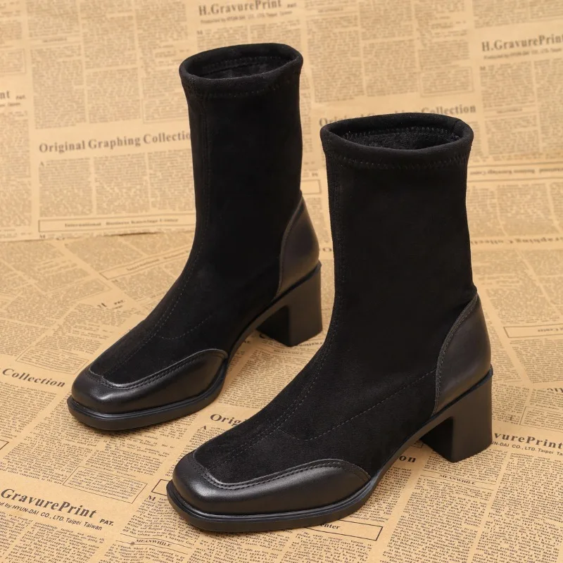 

Winter square-toe women's ankle boots - fashionable leather and suede blend, simple modern short boots, thick heel, size 35-41