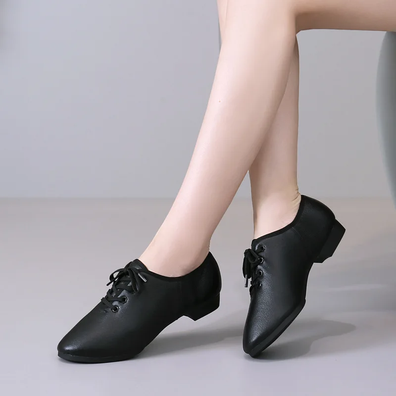 

Новые танцевальные туфли на плоской подошве толщиной 2 см из натуральной свиной кожи для учителей балета, классические тренировочные кроссовки для квадратных танцев