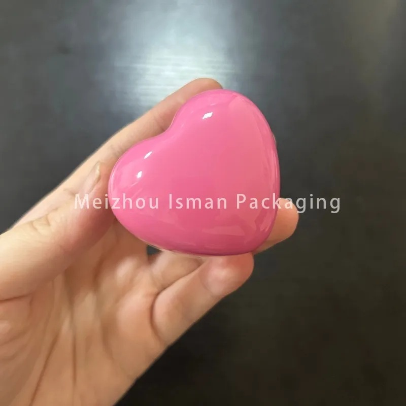 50個入り 可愛いオレンジピンクのハート型リップクリームジャー リップバームスクラブ容器 アイシャドウパウダーケース リップパッケージ ブラシ付き 6g