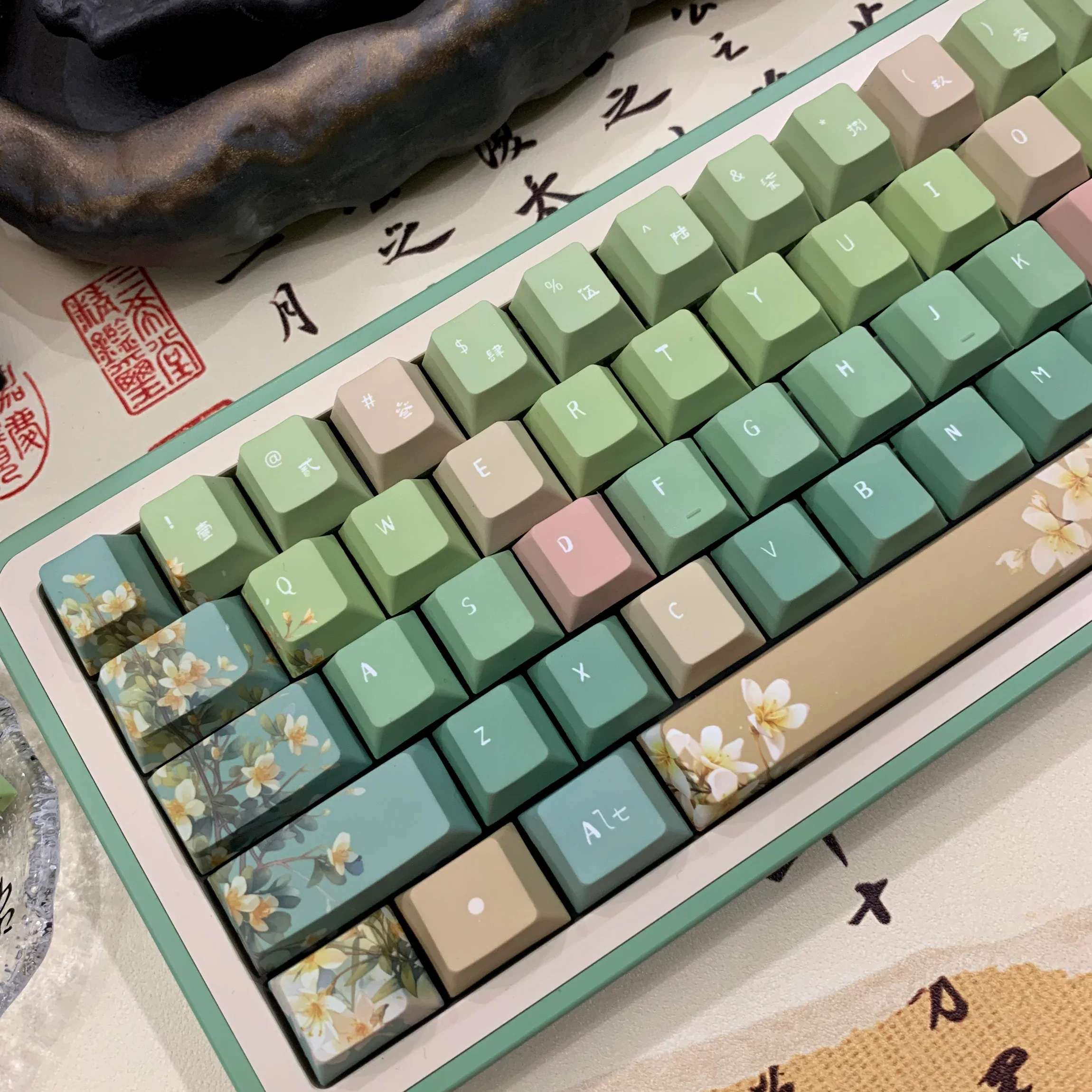 New shell box Guofeng keycap curtain mountain spring green five-sided hot sublimation new original 140 keys suitable for mechani