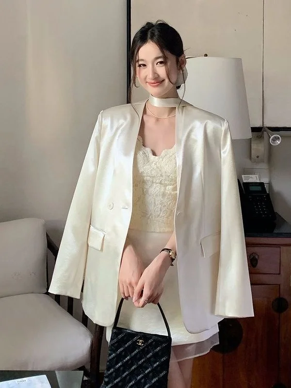 ファッショナブルな無地スーツジャケット LS SIJIAJIA 2025春新作 レディース服 多用途 通勤スタイル Vネック シングルボタン
