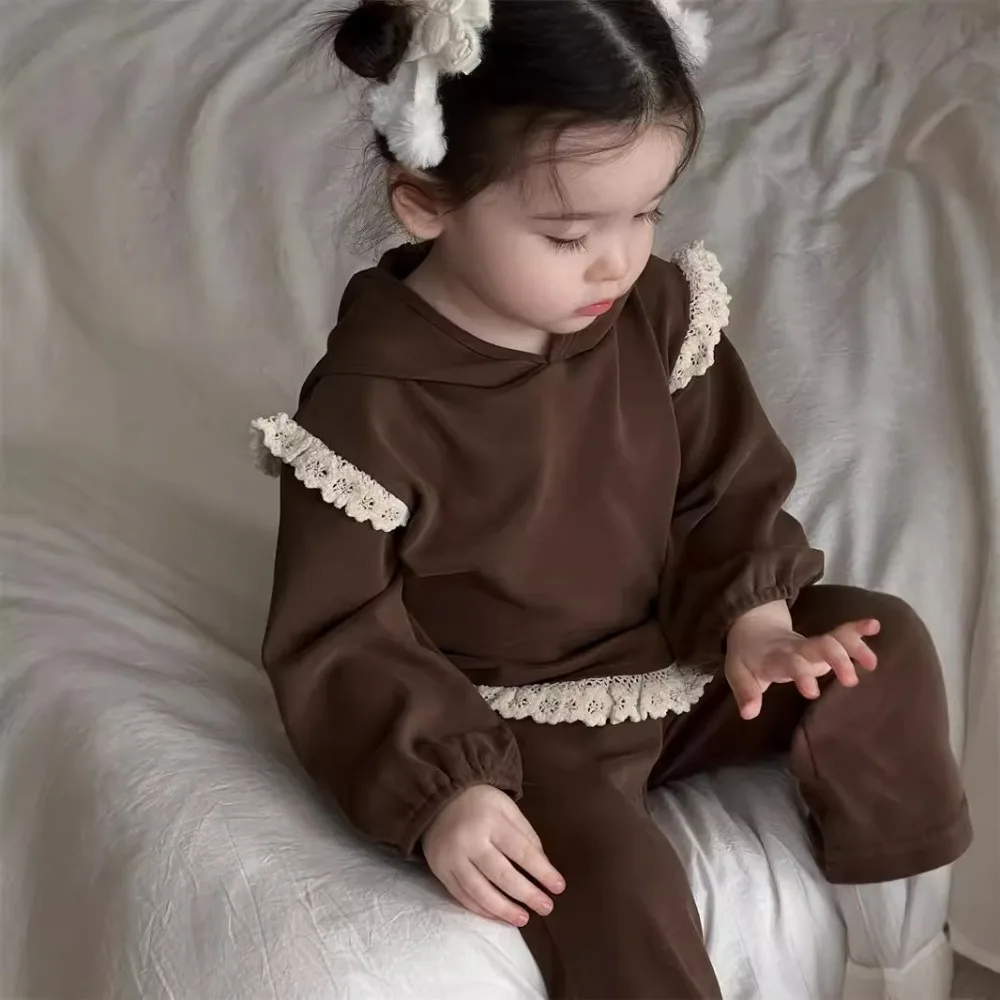 

Autumn Coffee Colored Cute Baby Girl Set Fashionable Casual Sports Children's Clothing Long Sleeved Hooded Sweatshirt + Pants