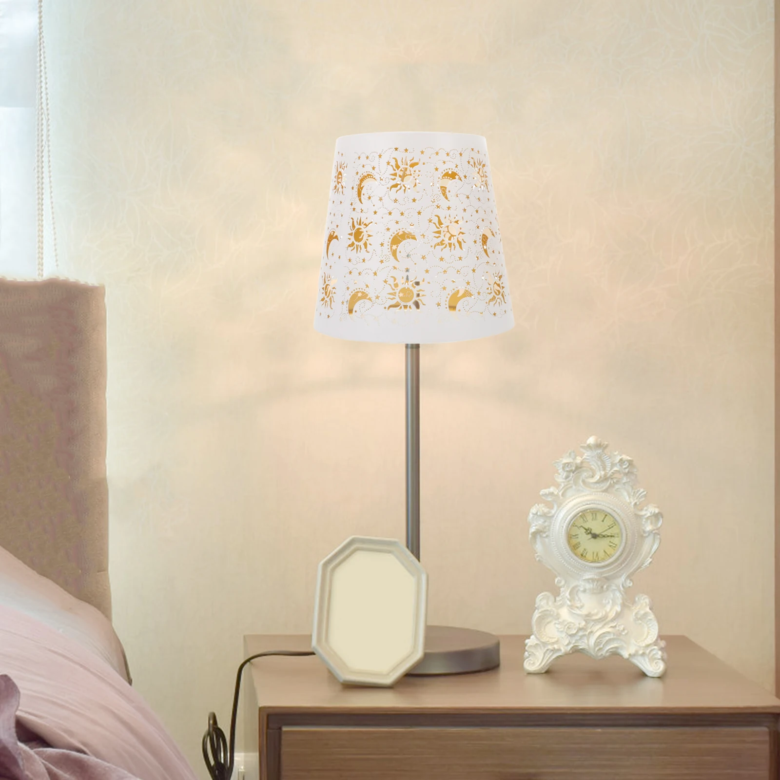 

Elegant Metal Lampshade Hollow Out Design For Living Room Bedroom Hotel Lighting Decorative Star Moon Shaped Light Shade Easy