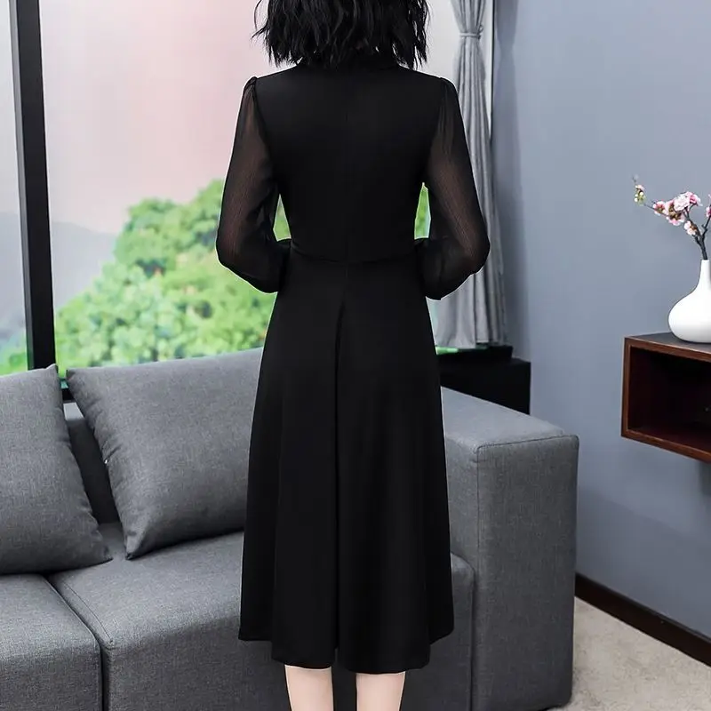 Temperamento Mini abito nero Primavera Autunno Nuova manica lunga Solid Scava fuori Abiti eleganti da donna Moda Abiti vintage da donna