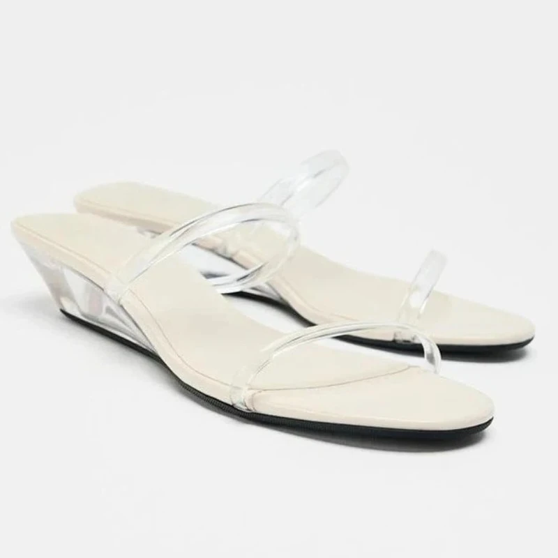 شباشب شفافة عصرية من مادة PVC للنساء، صنادل أنيقة بمقدمة مستديرة، أحذية مريحة للنساء، أحذية مصممة فاخرة #6