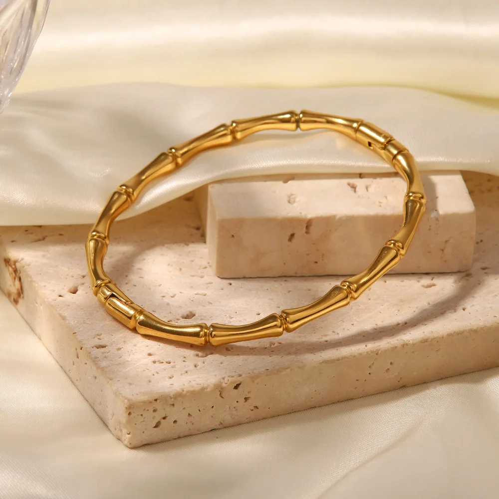Nuovo braccialetto con polsino opaco in acciaio inossidabile placcato oro 18 carati-braccialetto da donna di moda con giunto di bambù chiuso