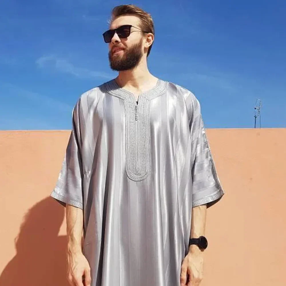 Neue Männer arabische muslimische Mode islamische Kleidung Männer bestickt Jubba Thobes Homme marok kanis chen Kaftan Eid Gebet lange Robe Kleid