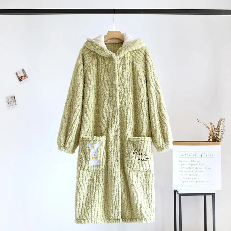 Autumn and Winter New Women\'s Nightgown Flannel Nightdress Warm Thickened Sweet Cute Large Size Home Clothes Gown Bath Robe